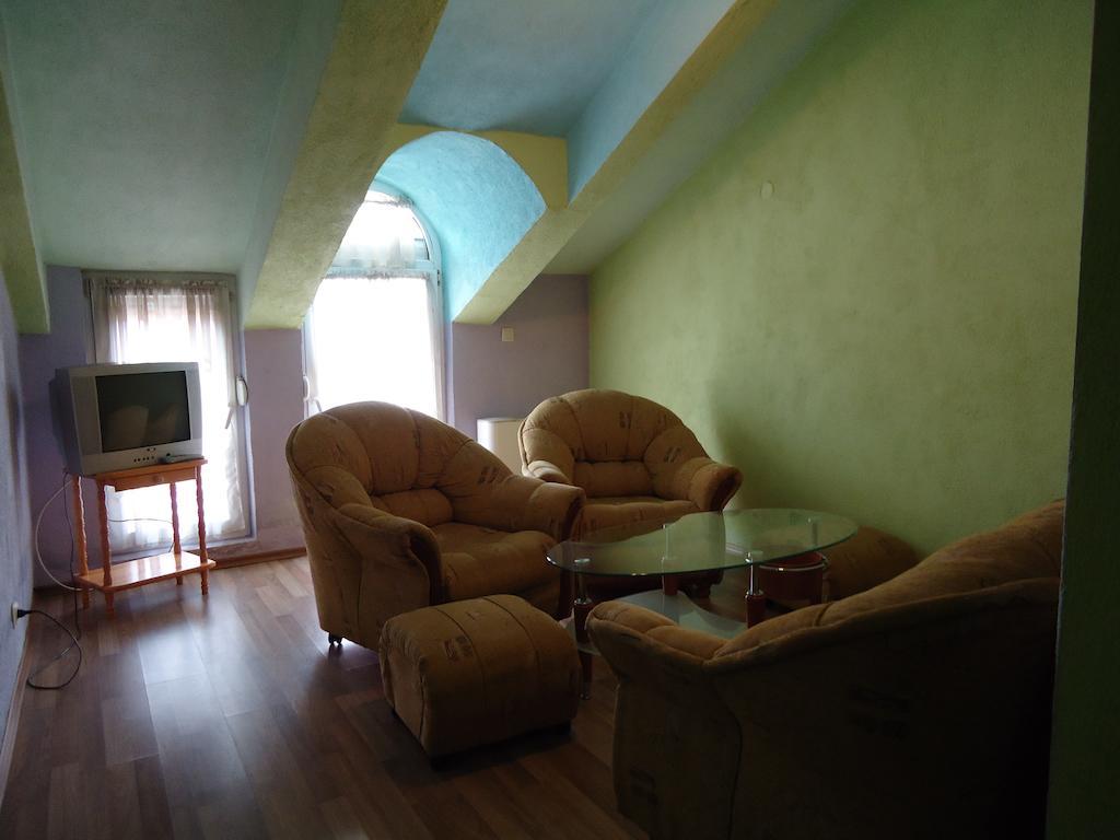 Dionis Hotel Petrich (Blagoevgrad) Quarto foto